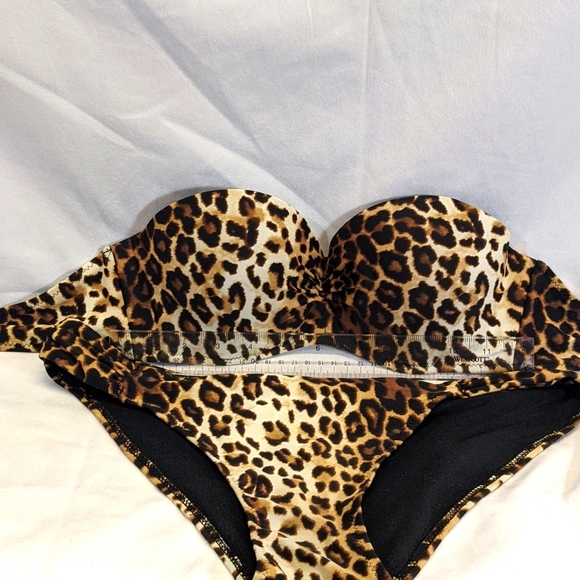 Leopard Print Bikini - Picture 6 of 7